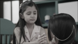 Pyaar Ka Pehla Naam Radha Mohan - 10th November 2022